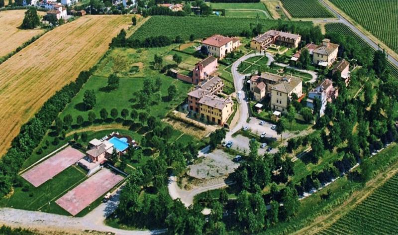 Casa Vacanza Villaggio Poggio Rosso Arezzo Exterior photo