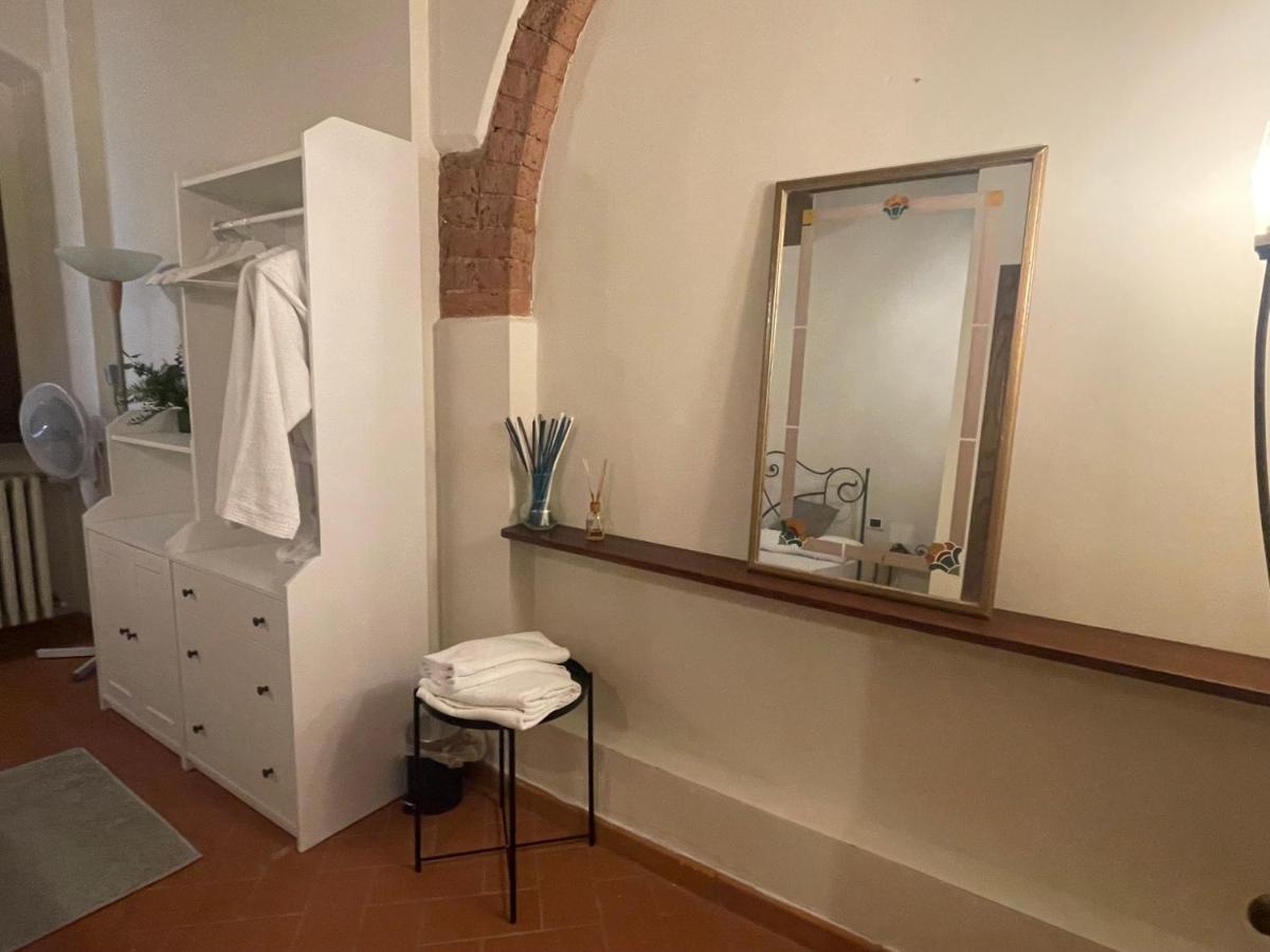 Casa Vacanza Villaggio Poggio Rosso Arezzo Exterior photo